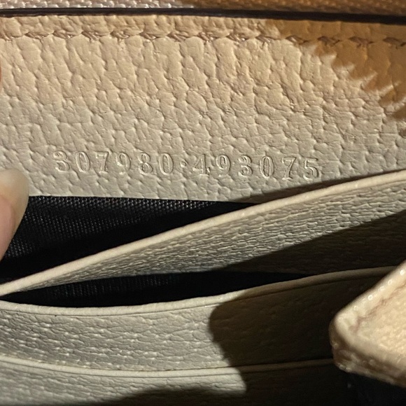 Authentic Gucci GG Monogram Zip Around Wallet - Picture 14 of 14